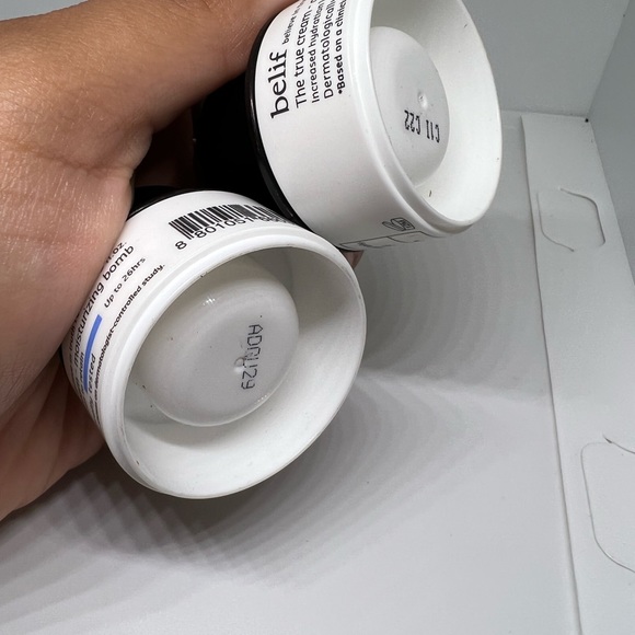 Belif The True cream bundle 
2 X .33 oz - Picture 3 of 3